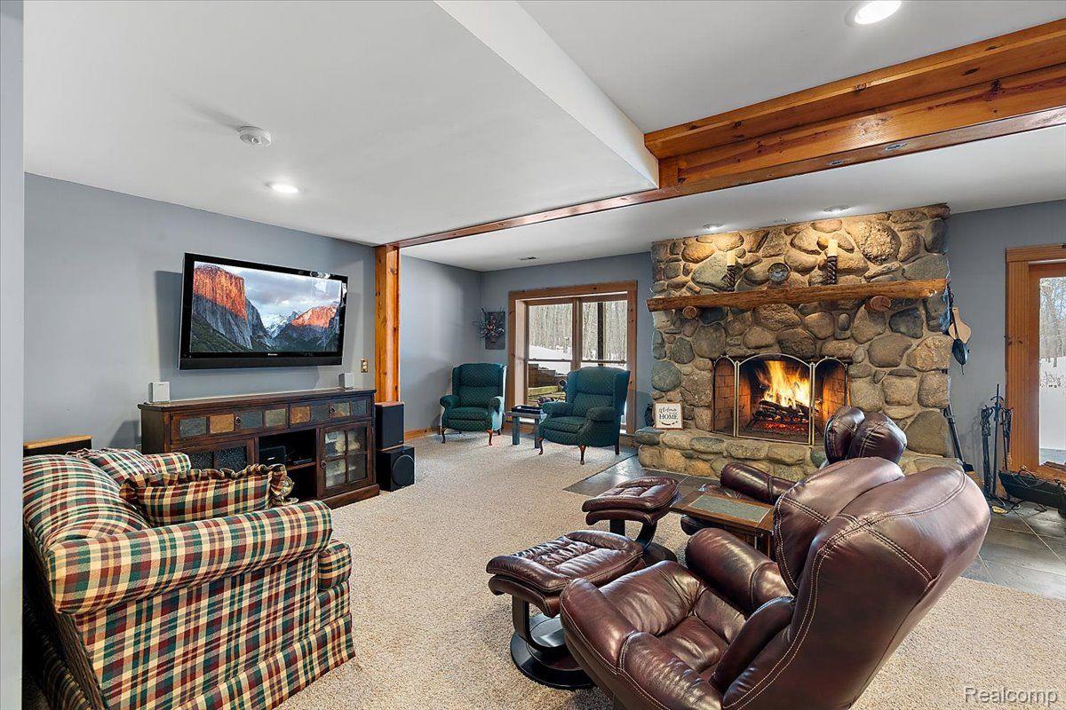10287 GIBBS Road