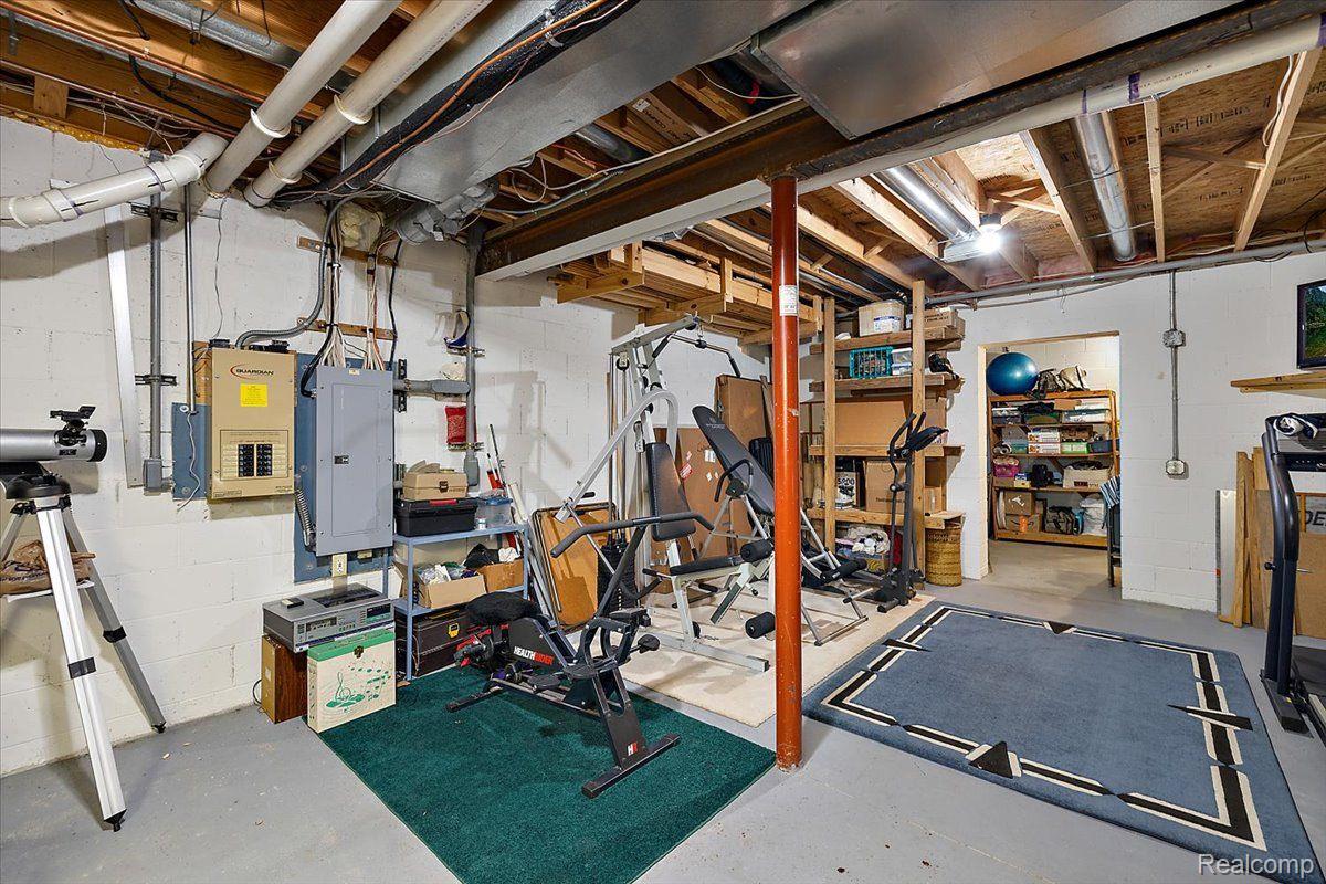 10287 GIBBS Road