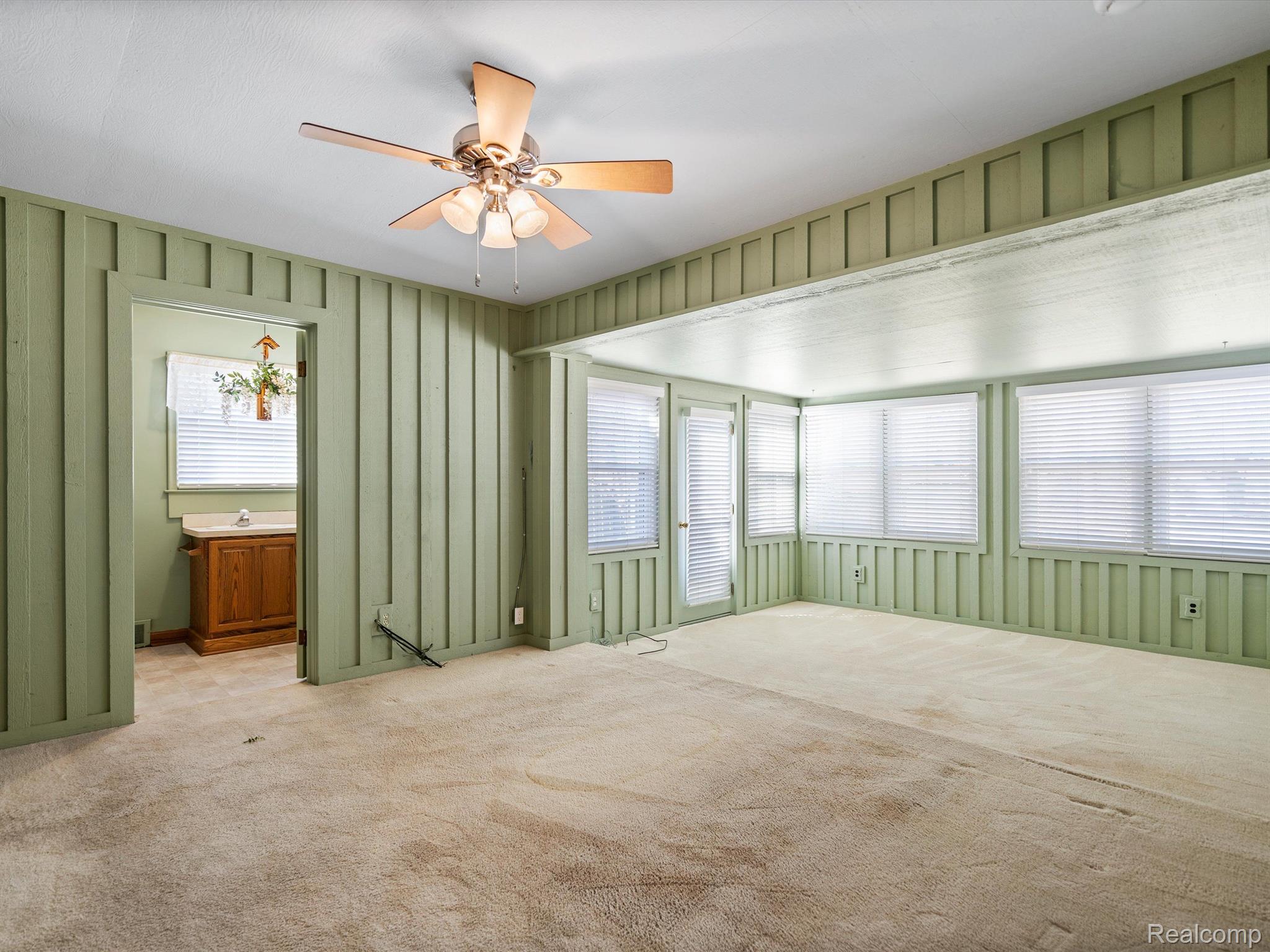 38335 NEWCASTLE Street