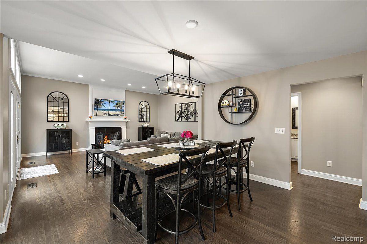 4250 SAINT ANDREWS Street