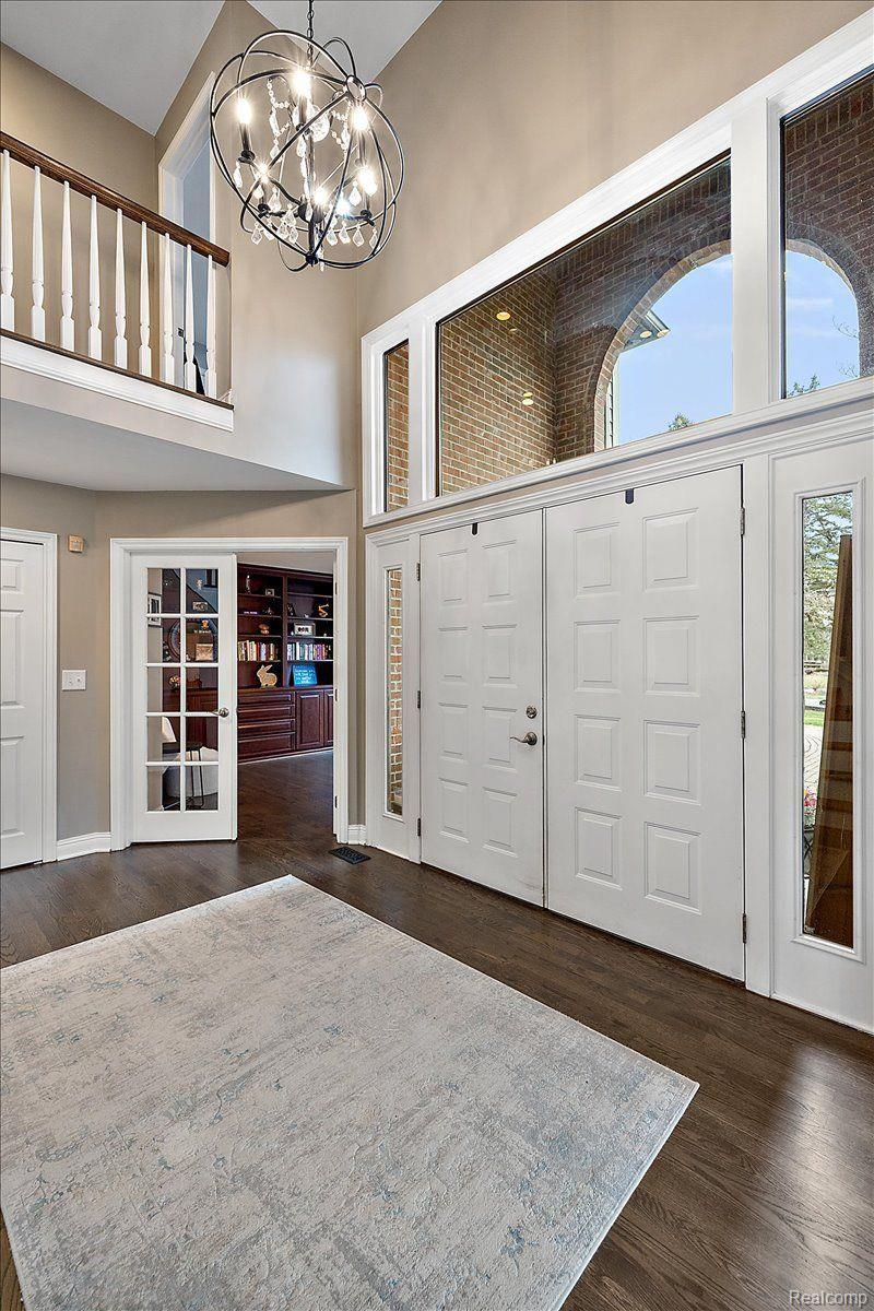 4250 SAINT ANDREWS Street