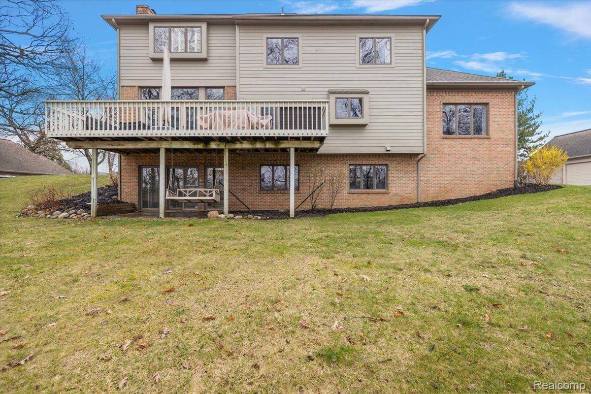 4250 SAINT ANDREWS Street