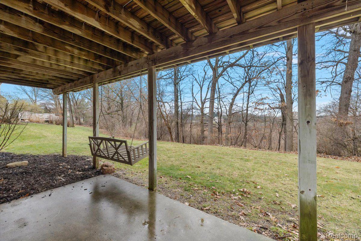 4250 SAINT ANDREWS Street