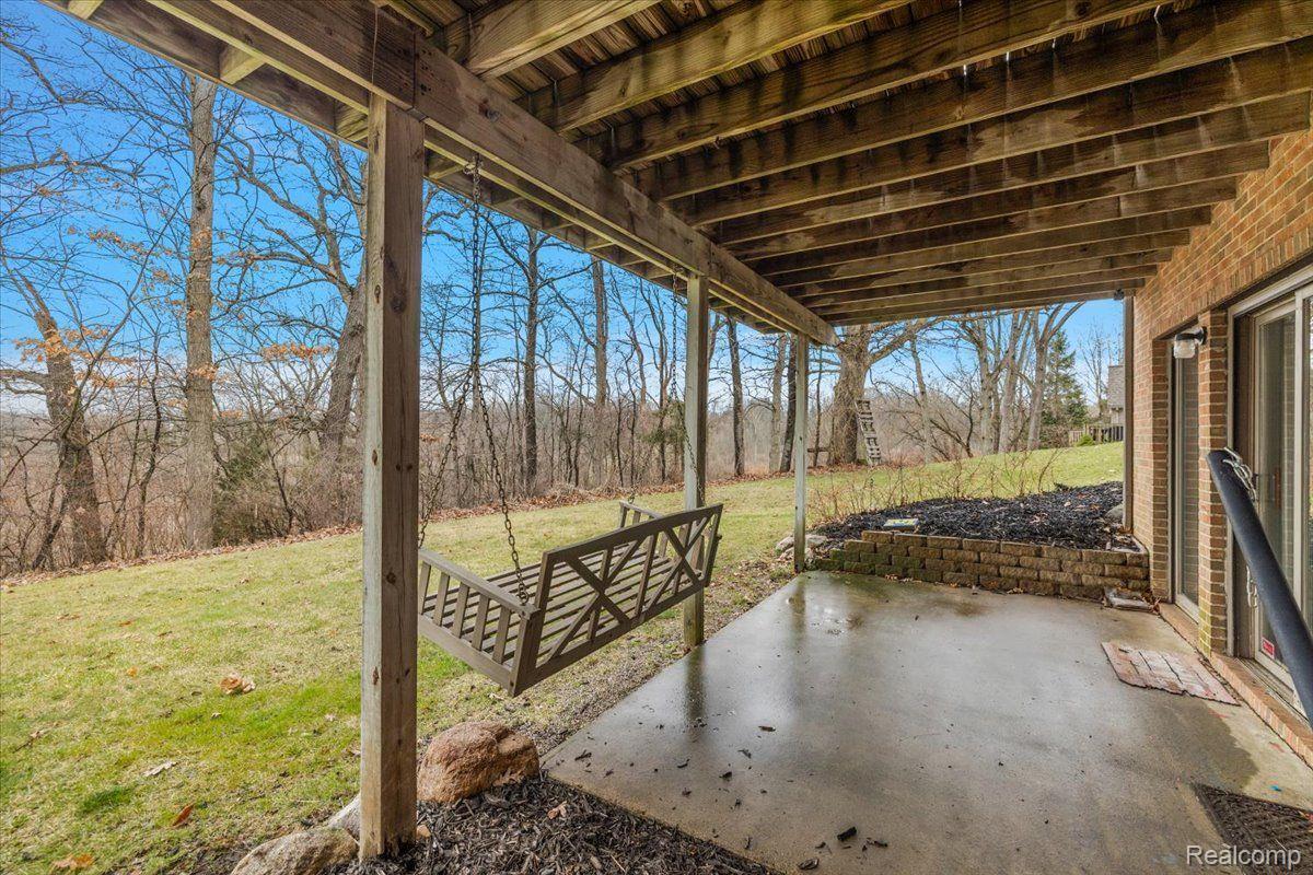 4250 SAINT ANDREWS Street