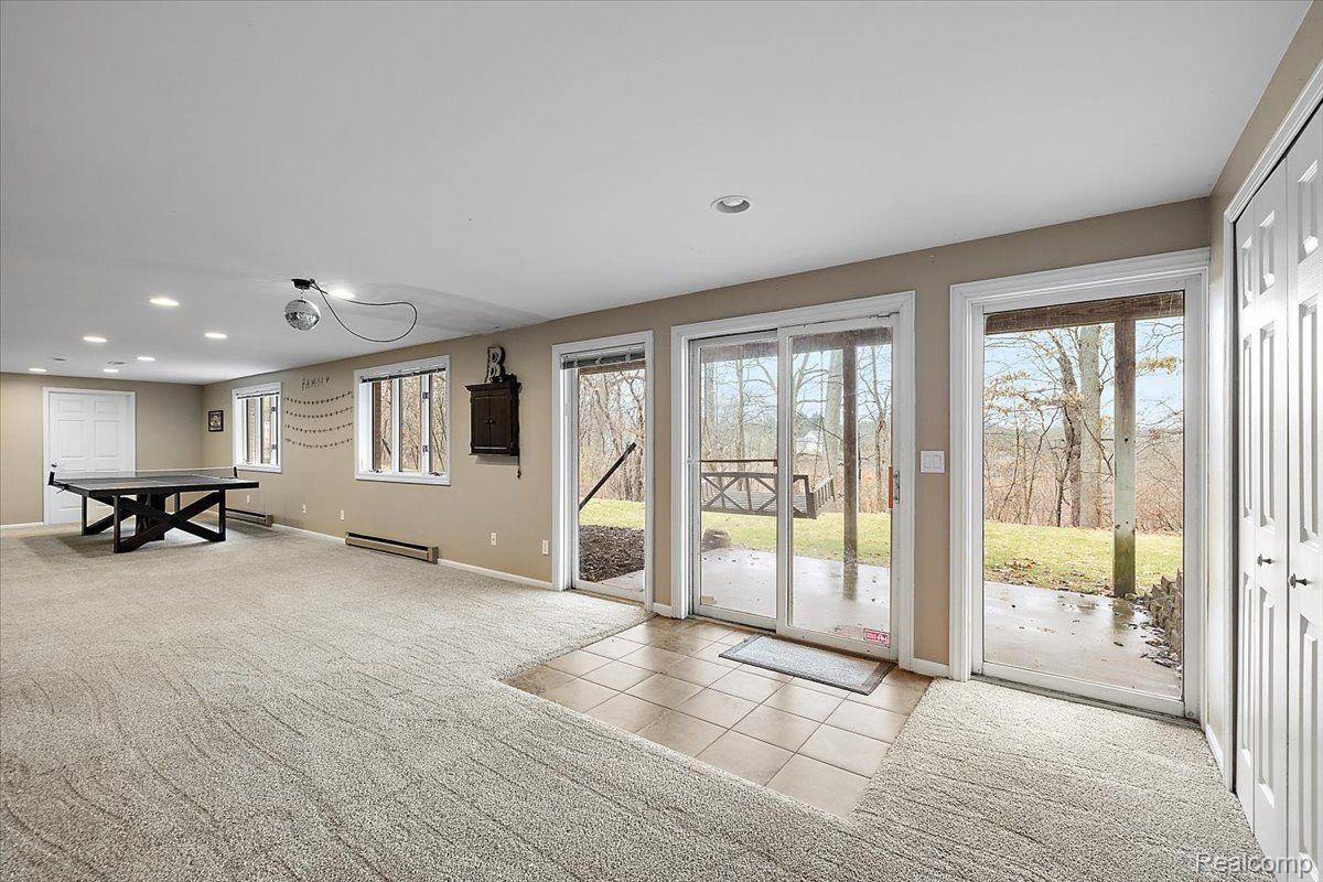 4250 SAINT ANDREWS Street