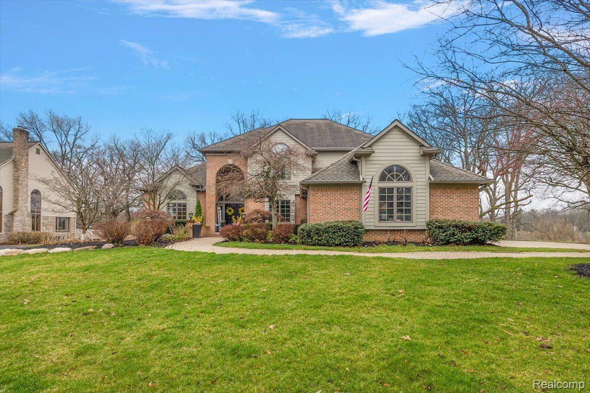 4250 SAINT ANDREWS Street