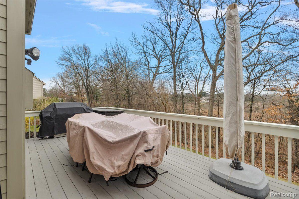 4250 SAINT ANDREWS Street