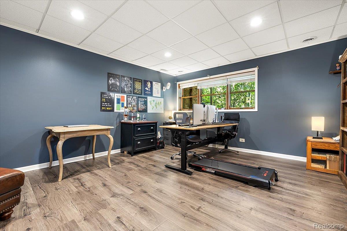 2560 Darren Drive