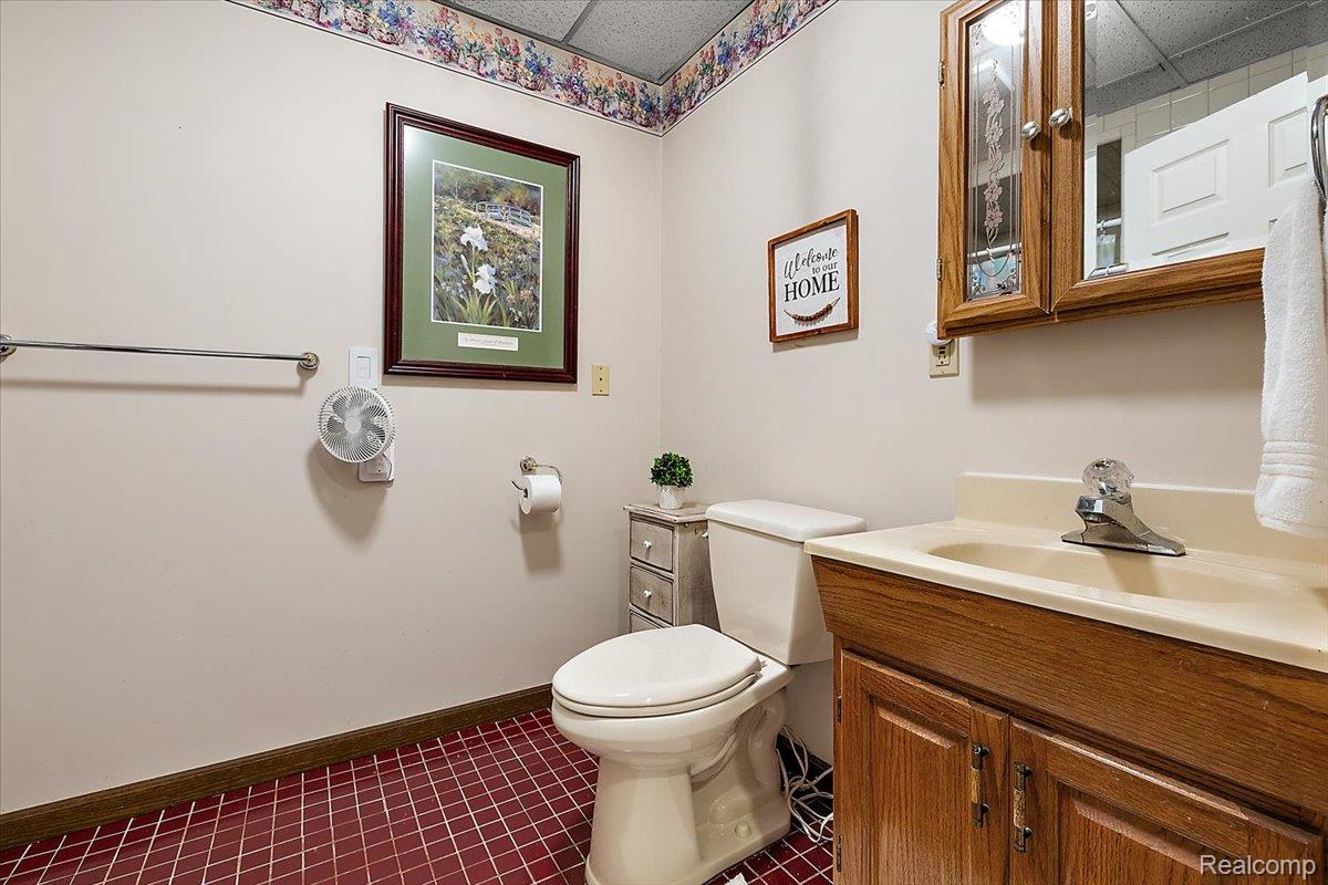 2560 Darren Drive