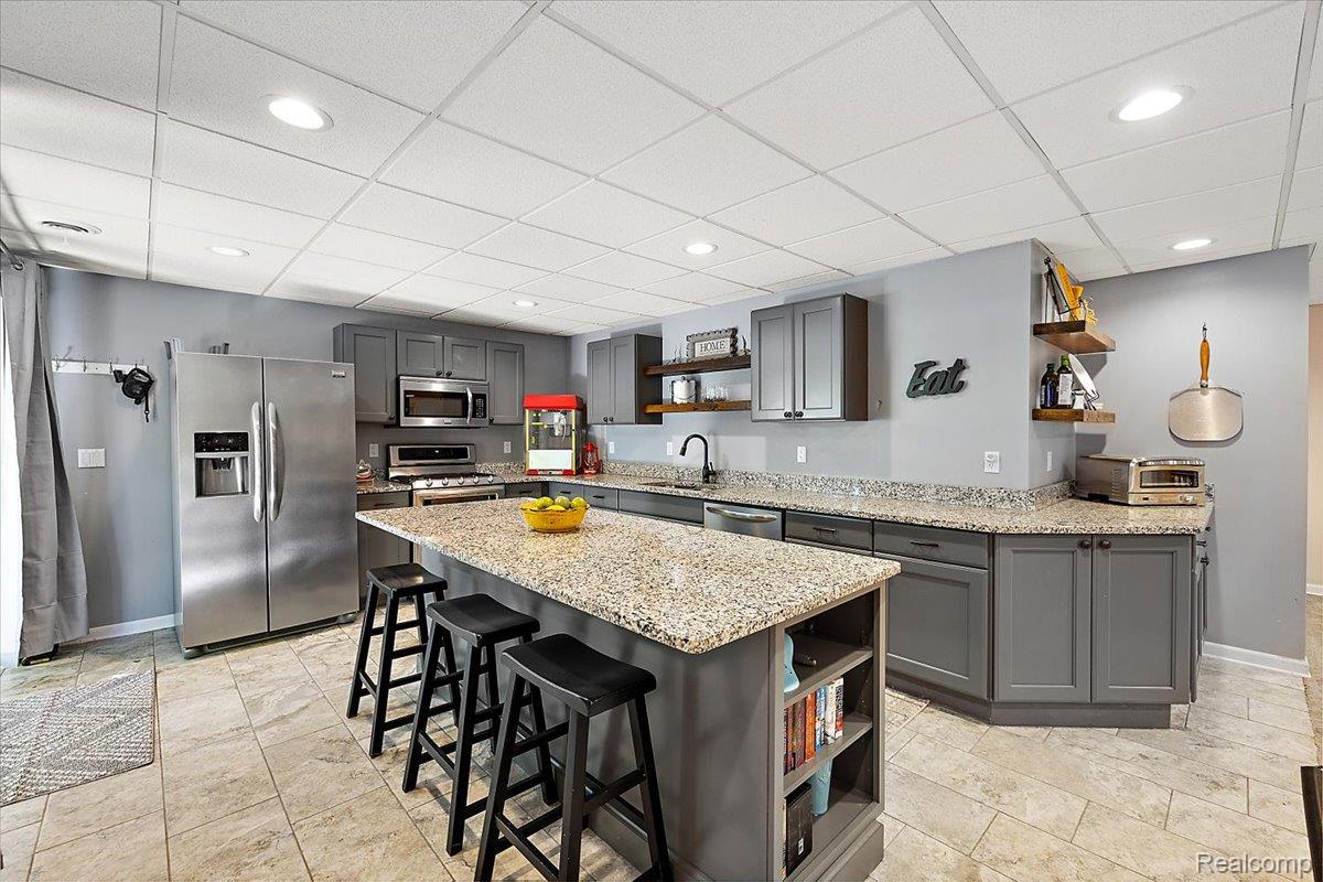 2560 Darren Drive
