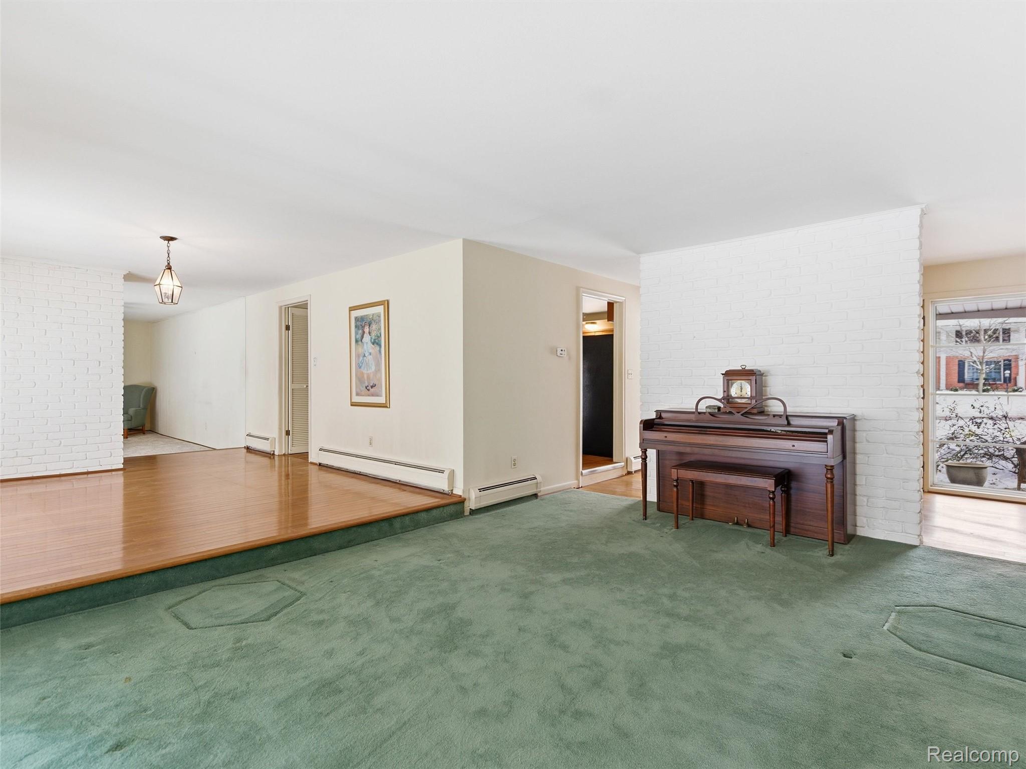 2950 Aspen Lane