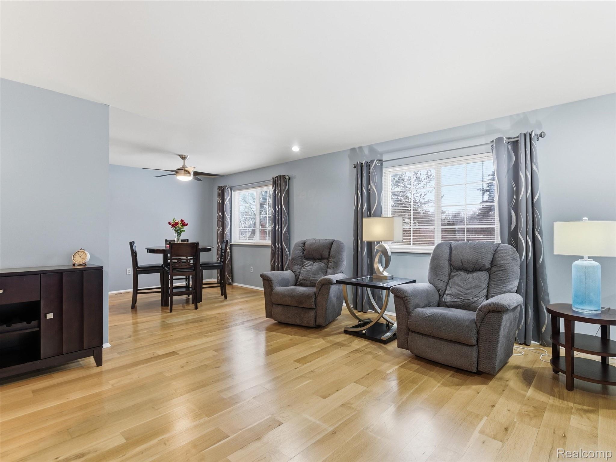 1595 Deerhurst Lane