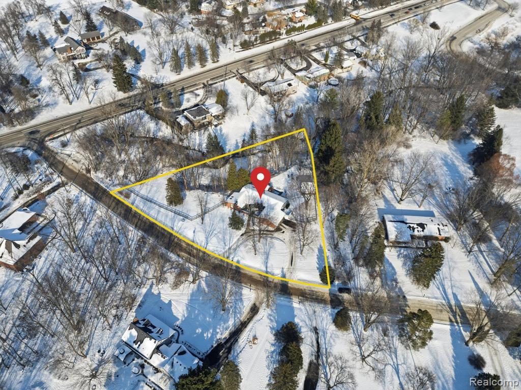 1063 Avon Circle E