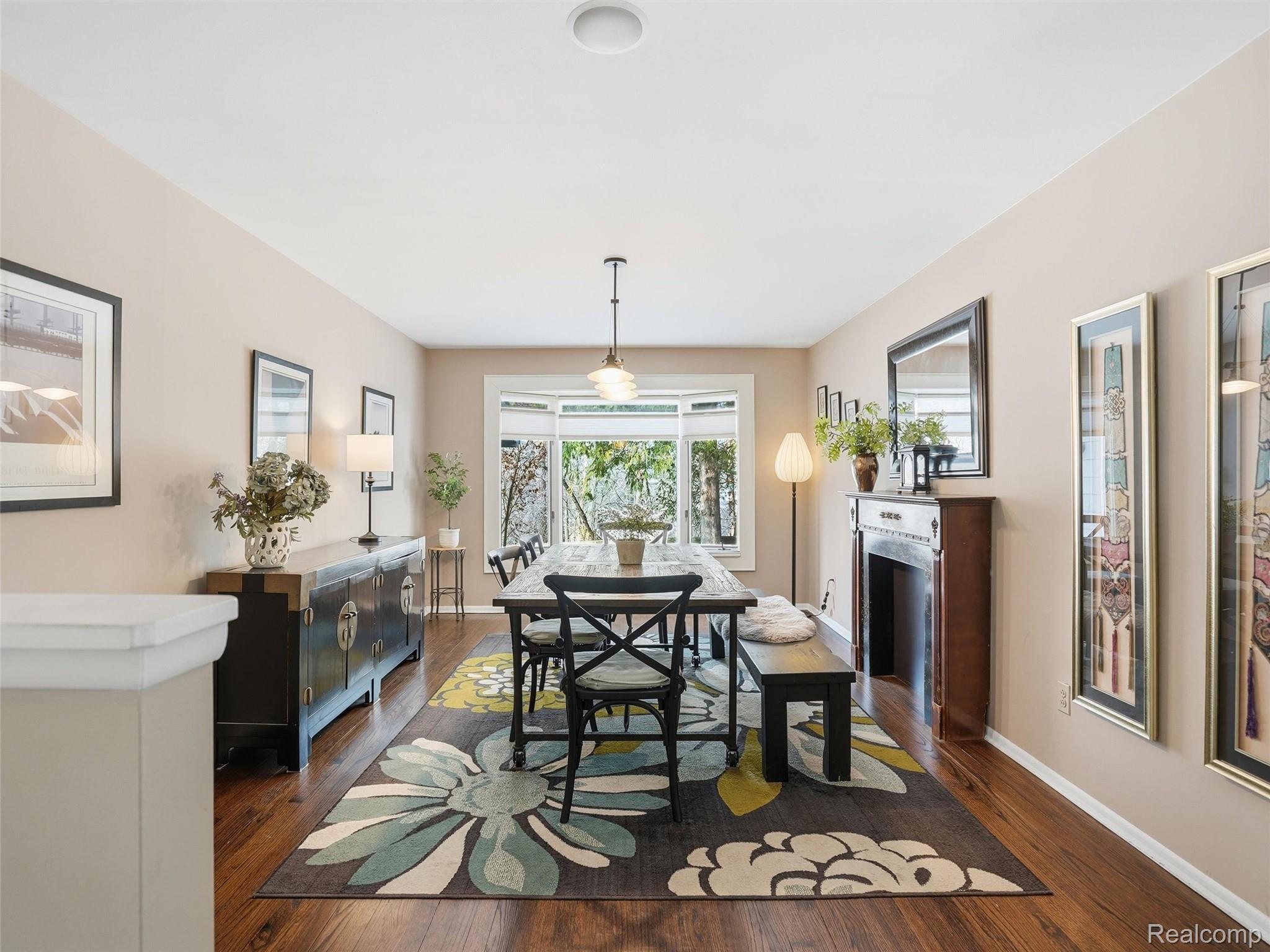 1063 Avon Circle E