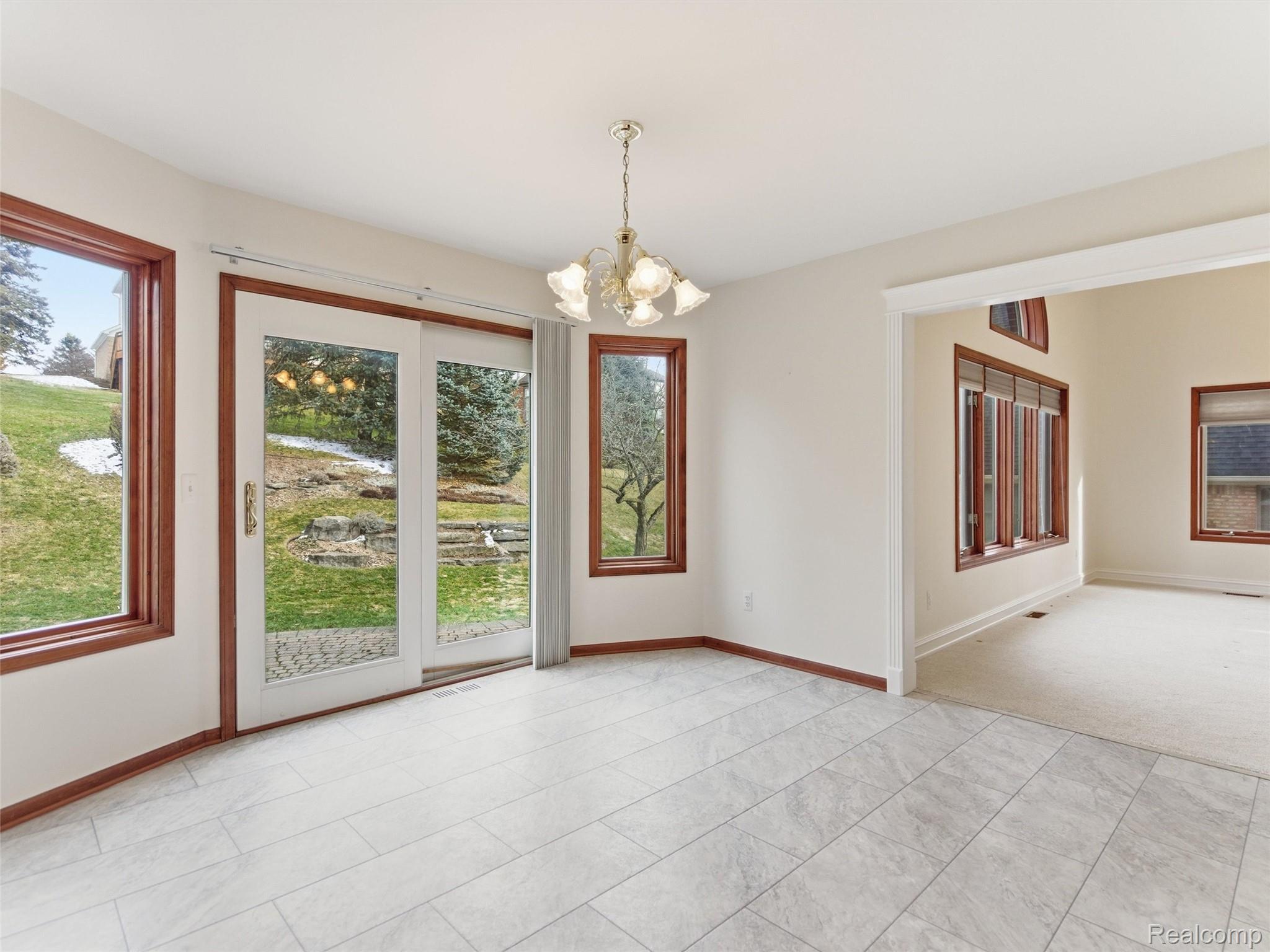 2178 Clinton View Circle