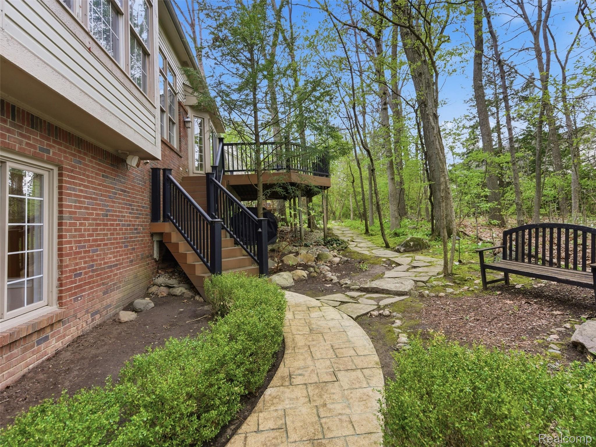 3874 Kaeleaf Road