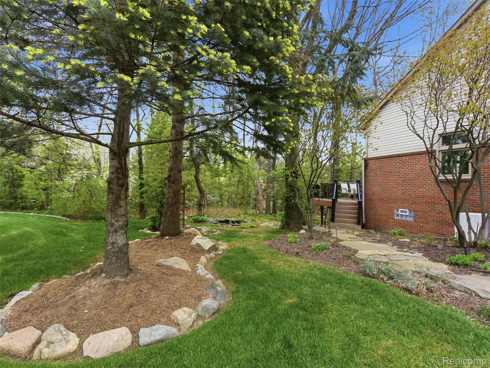 3874 Kaeleaf Road