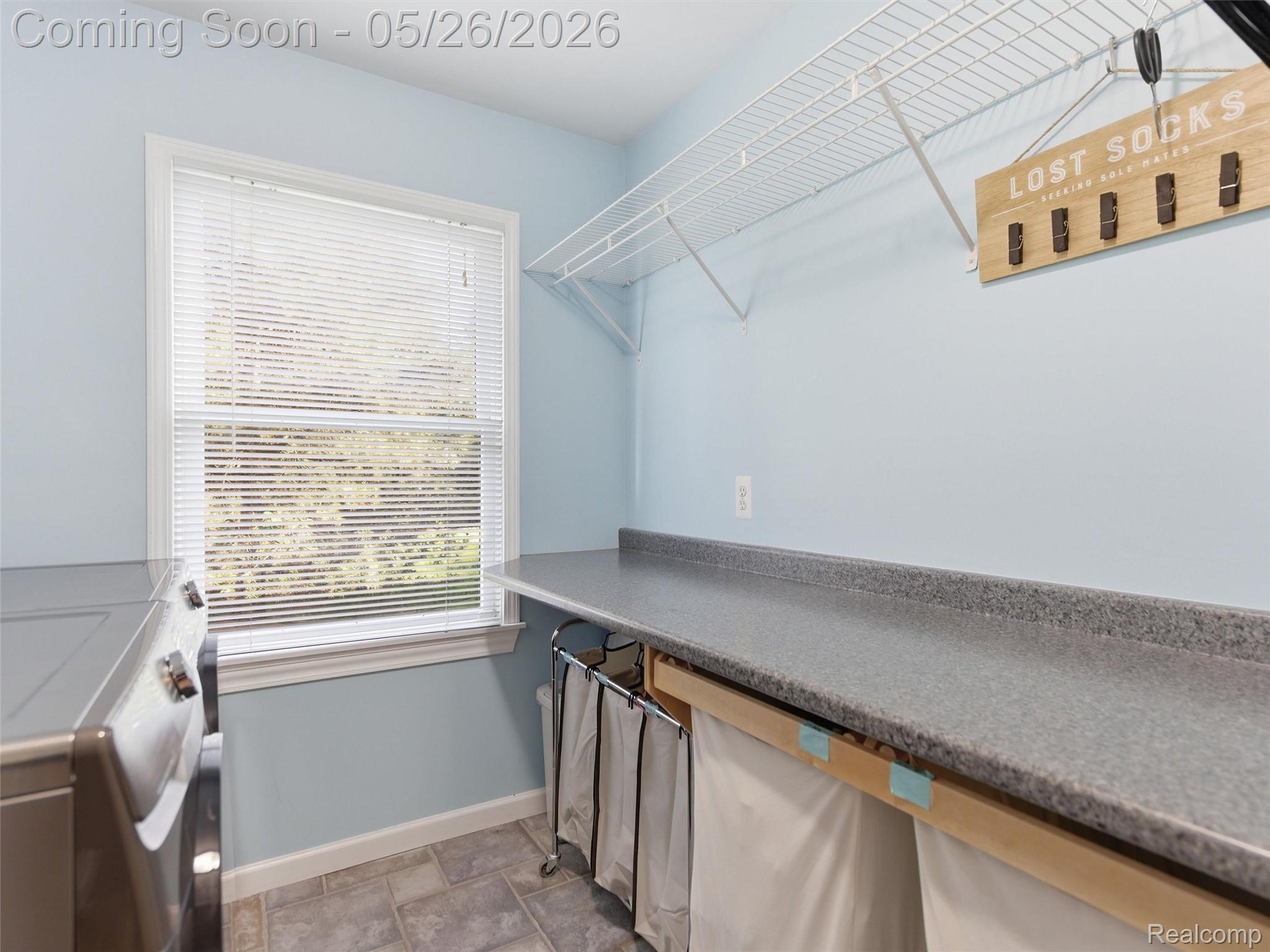 1185 Avon Circle W