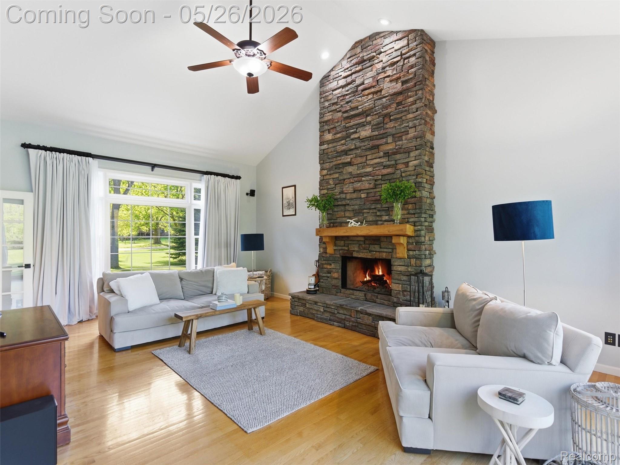 1185 Avon Circle W