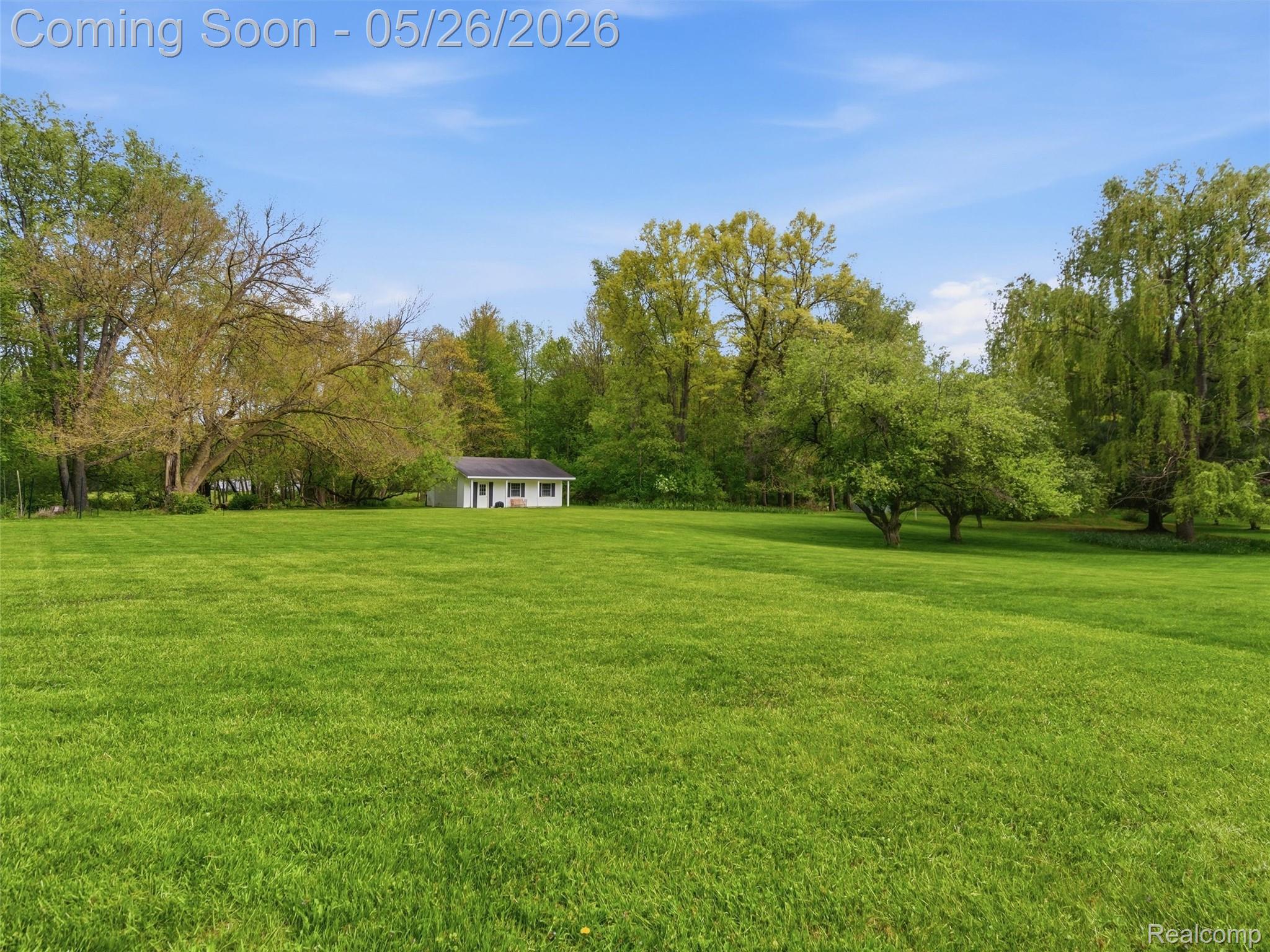 1185 Avon Circle W