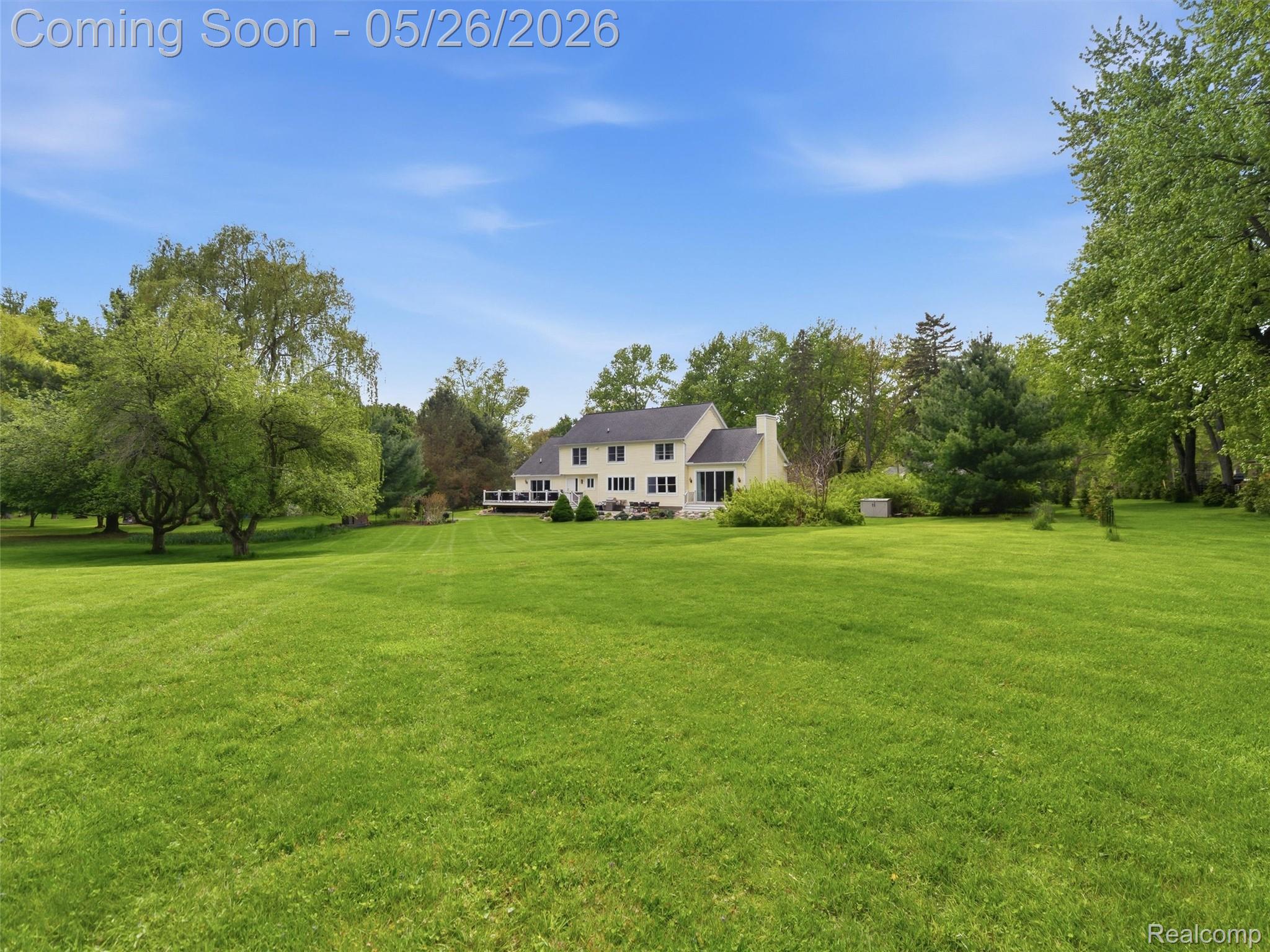 1185 Avon Circle W
