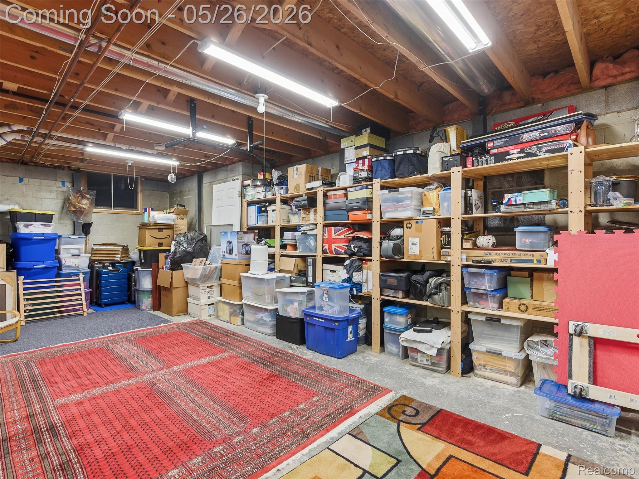 1185 Avon Circle W