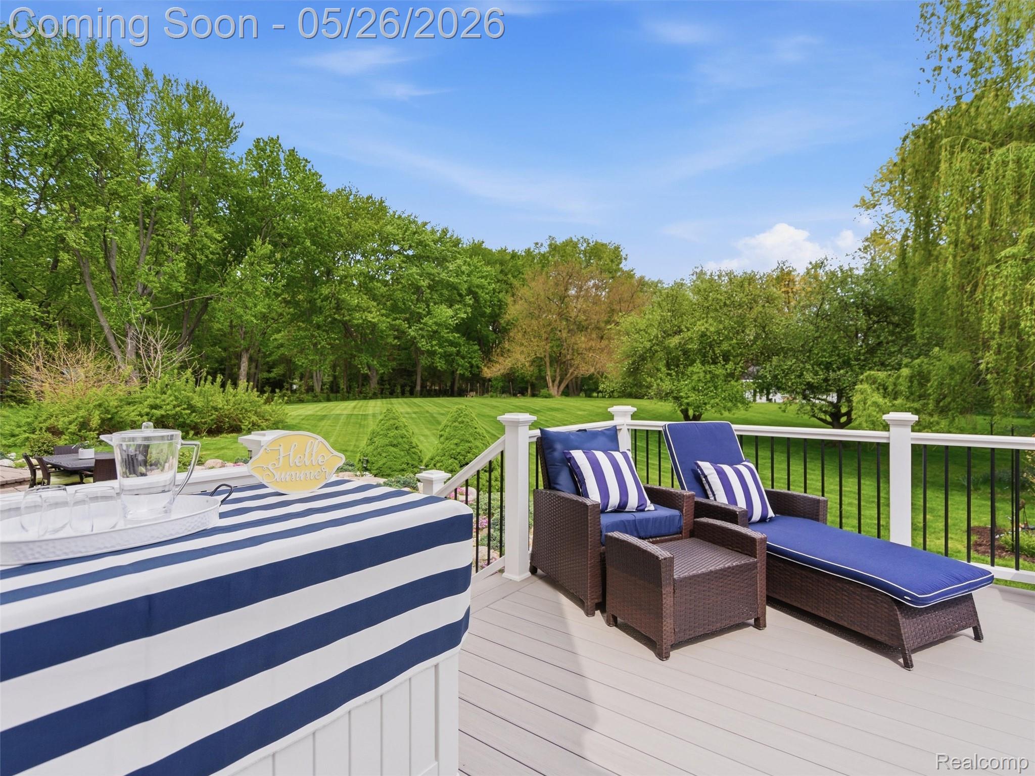 1185 Avon Circle W