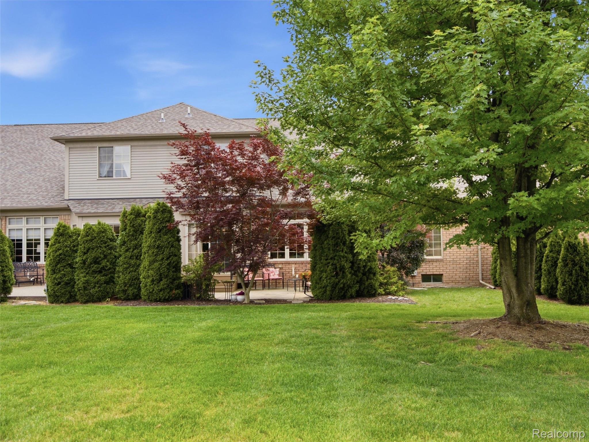 2633 Ridgecrest Drive