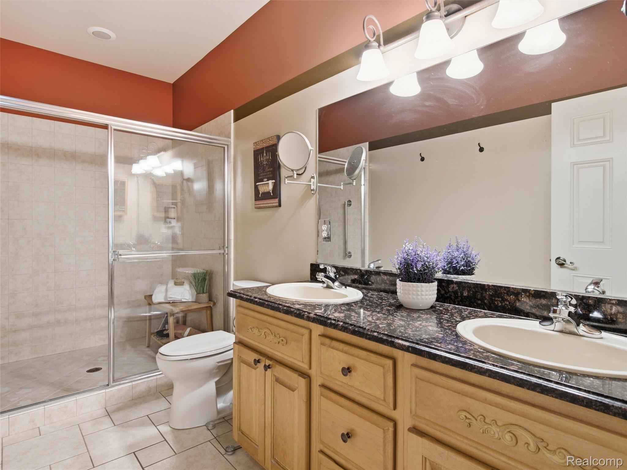 2633 Ridgecrest Drive