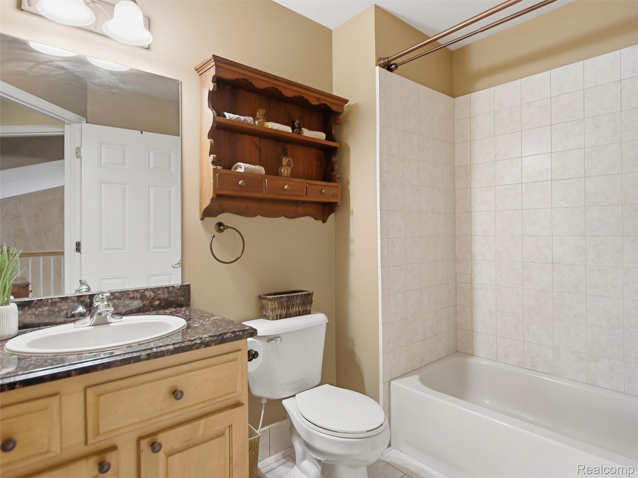 2633 Ridgecrest Drive