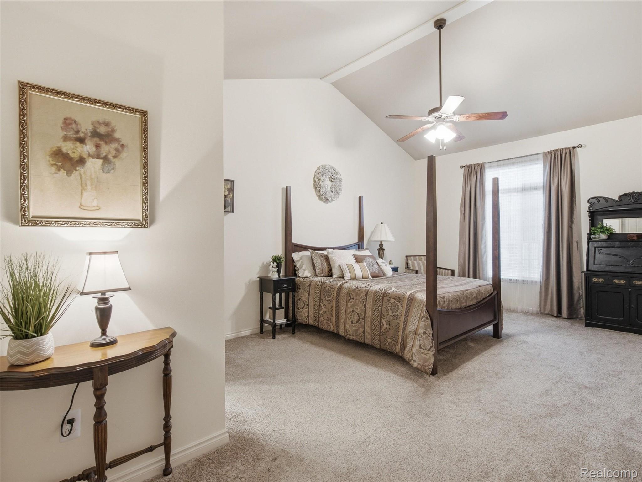 2633 Ridgecrest Drive