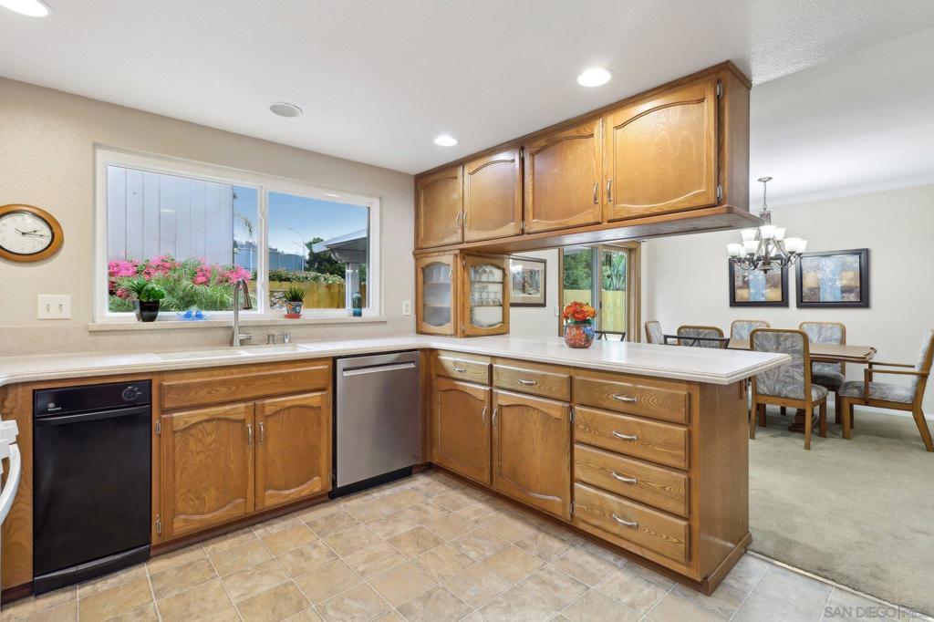 4847 Marguerita Ln