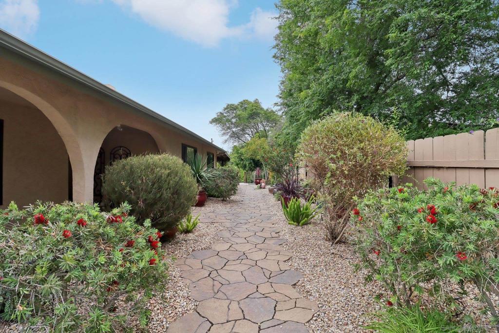 4847 Marguerita Ln