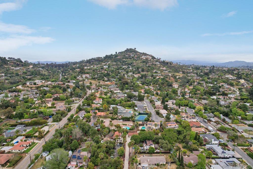 4847 Marguerita Ln