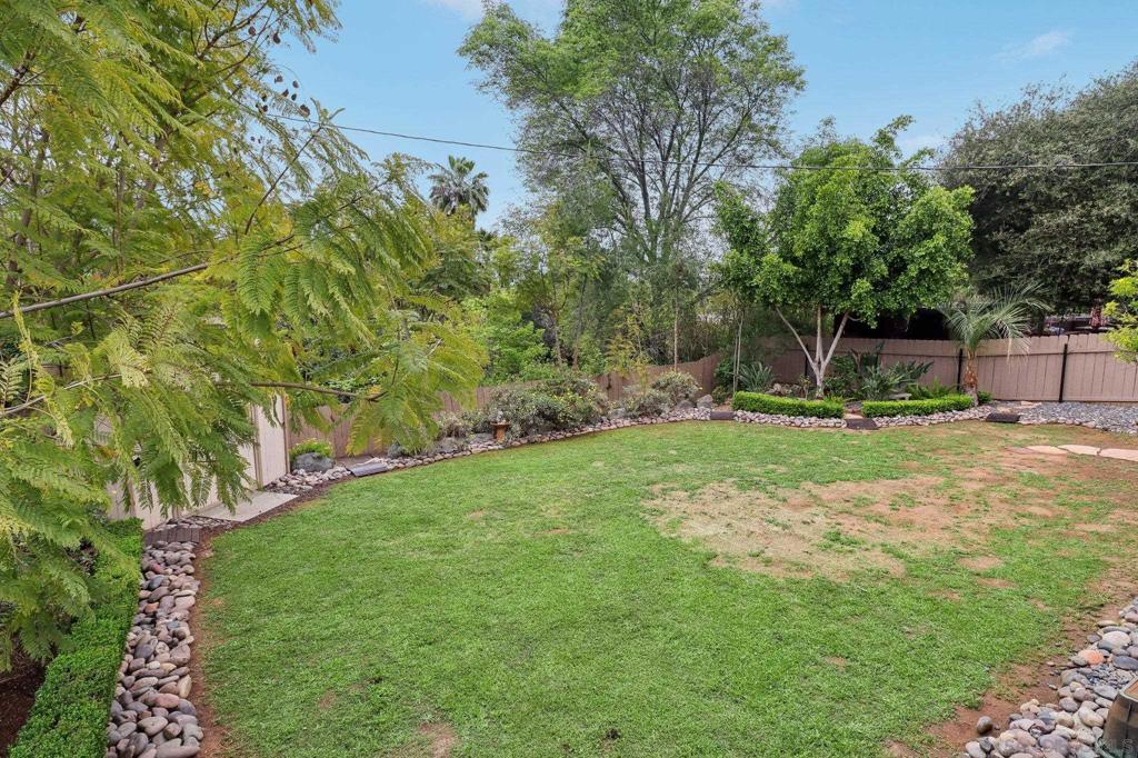 4847 Marguerita Ln