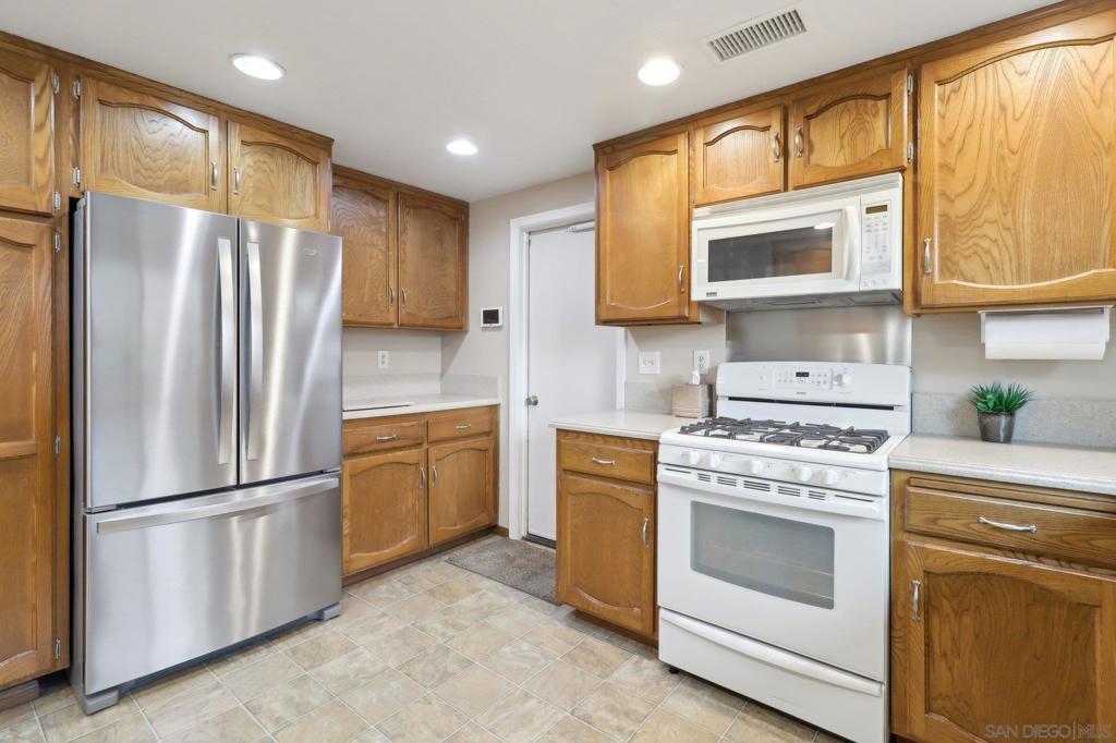 4847 Marguerita Ln