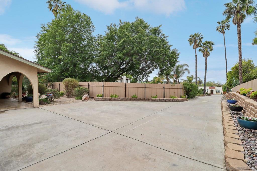 4847 Marguerita Ln