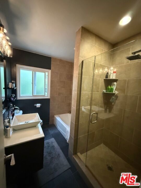 1204 N Crescent Heights Boulevard 3