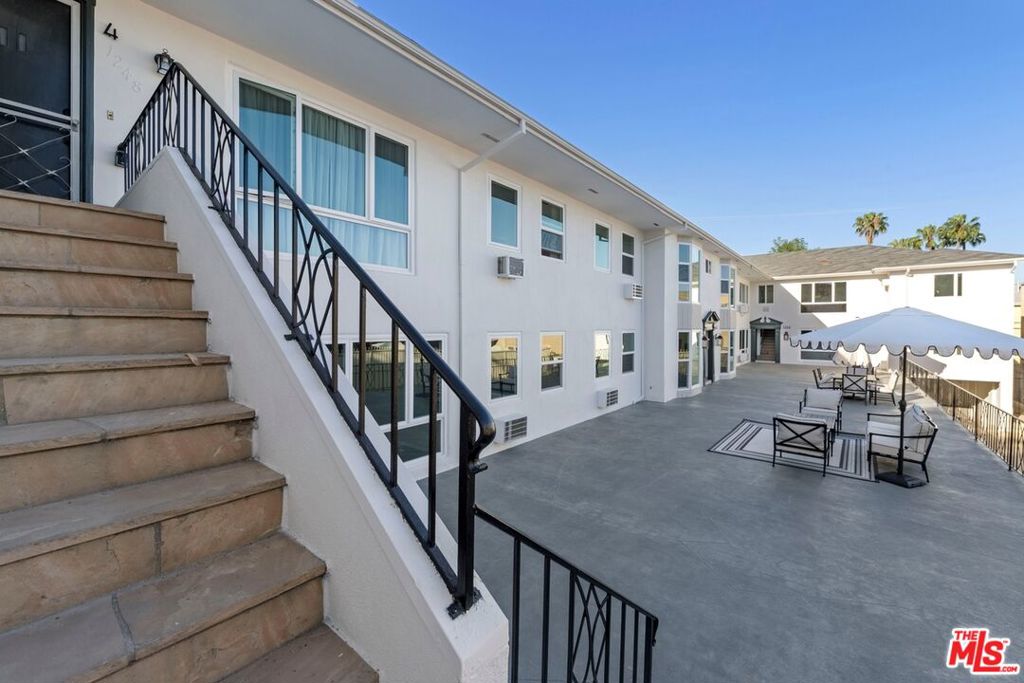 1248 N Crescent Heights Boulevard 3