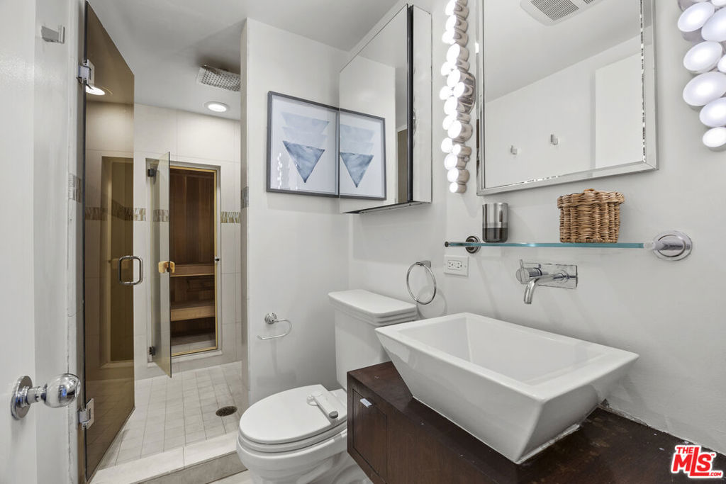 3851 Beverly Ridge Drive