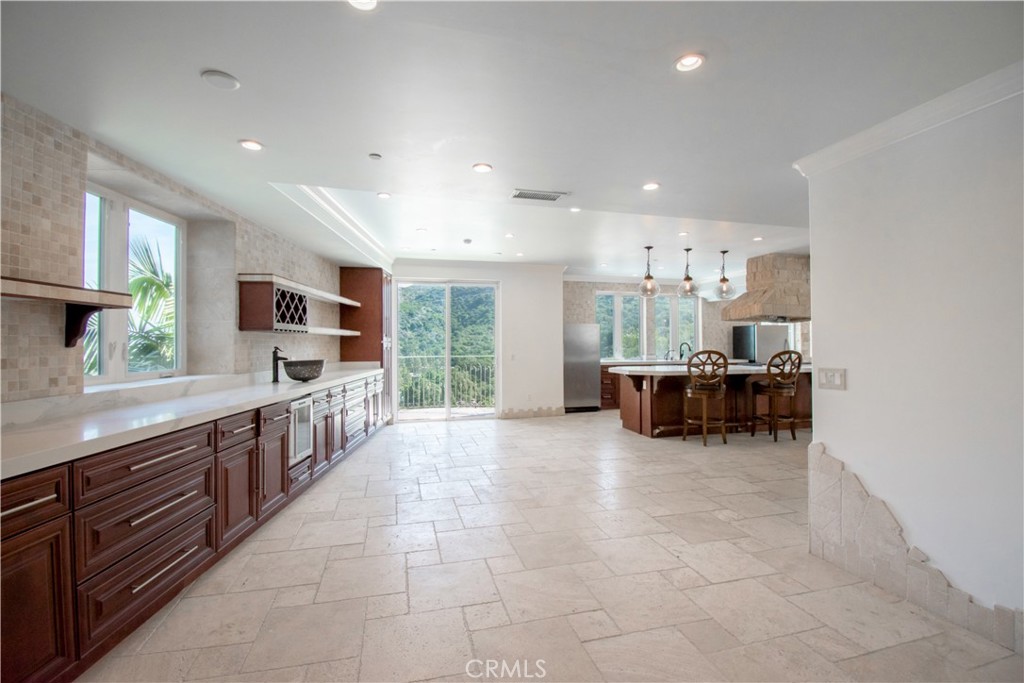 3209 Hillock Drive