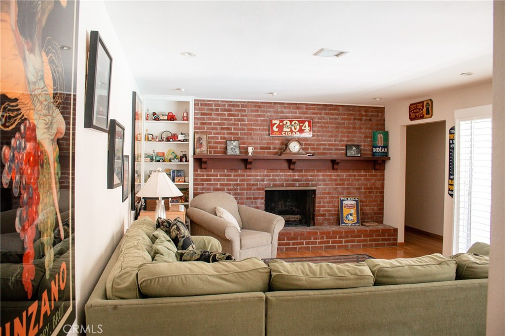 28468 Coachman Lane