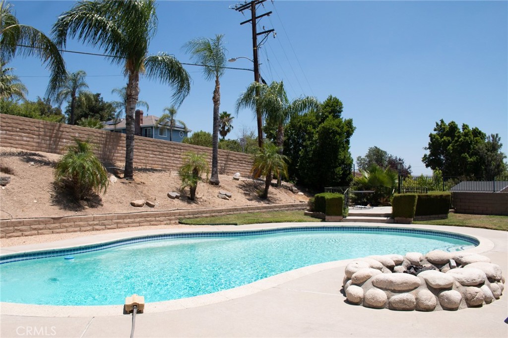 28468 Coachman Lane