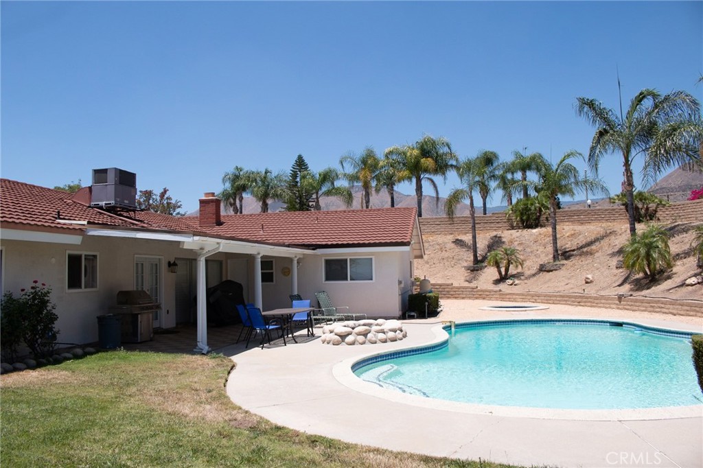 28468 Coachman Lane