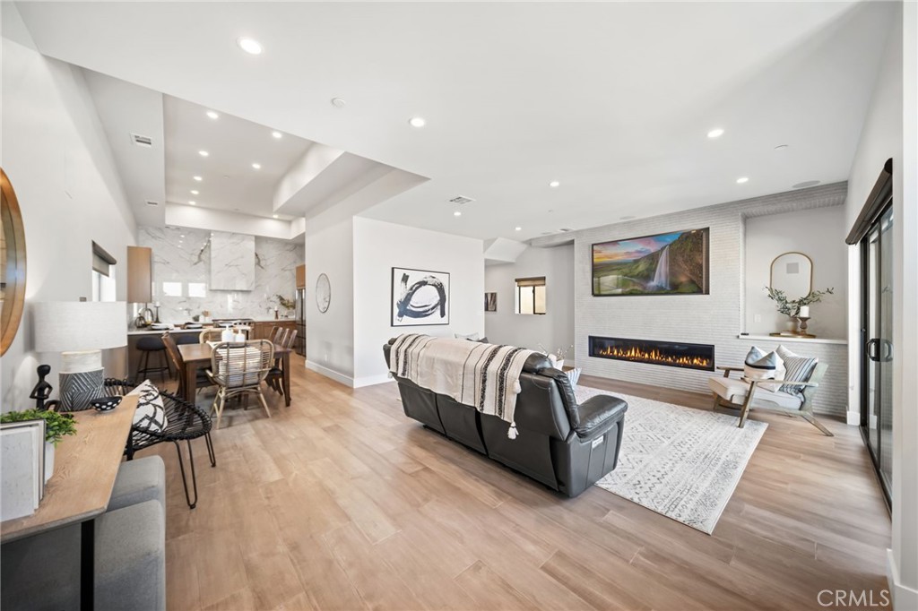 16461 24th Street 102