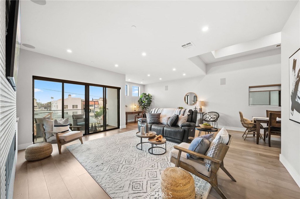 16461 24th Street 102