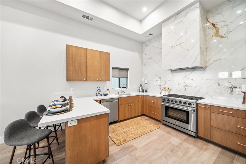 16461 24th Street 102