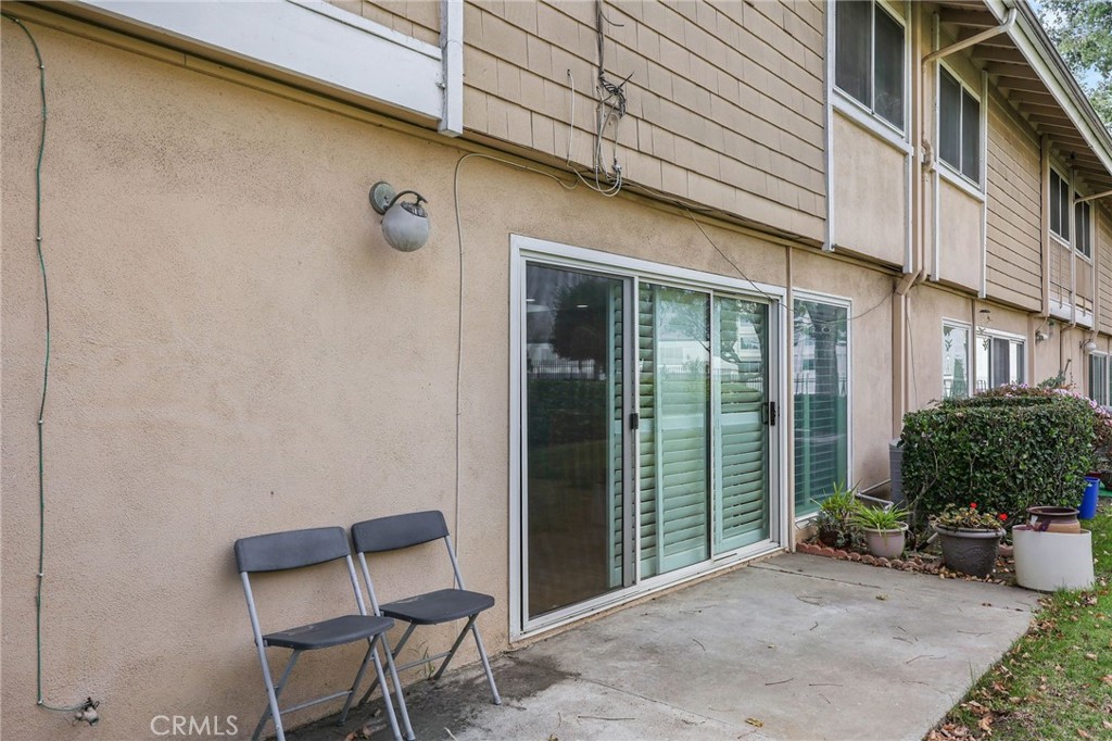 3500 W Manchester Boulevard 162