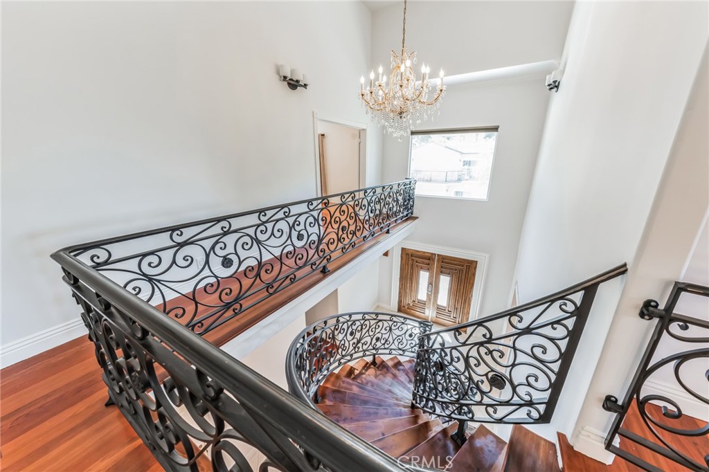 5038 Tendilla Avenue