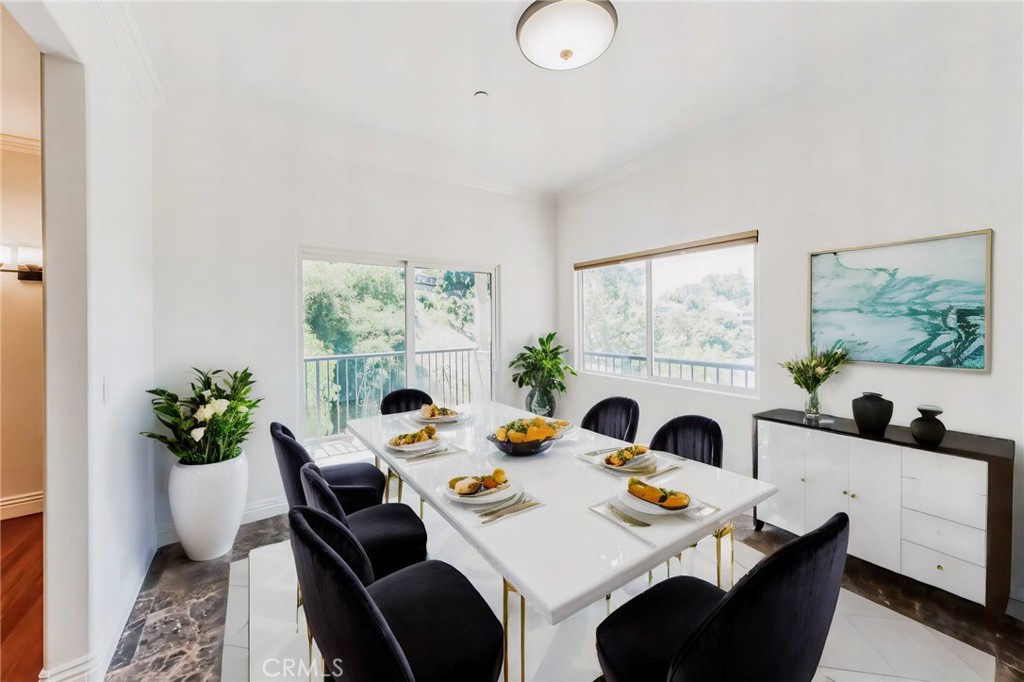 5038 Tendilla Avenue